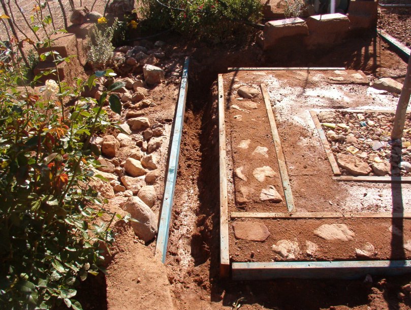 0910 front narrow trench